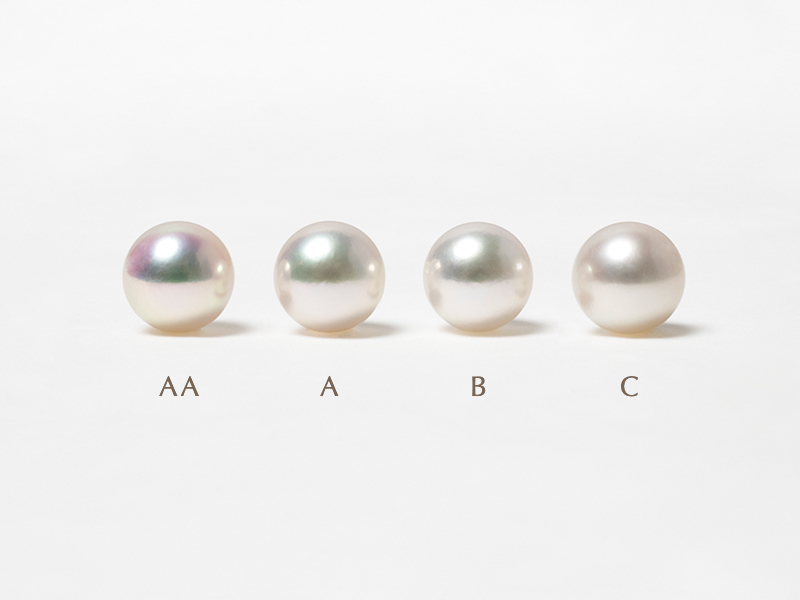 A 8.0mm珠 両穴 白